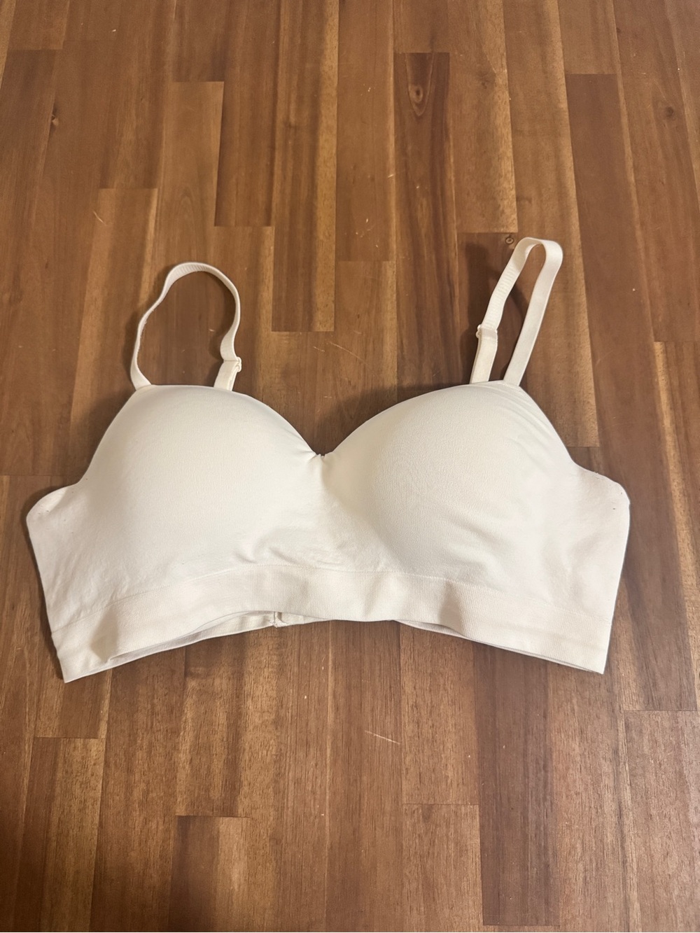 Convertible Strapless Light Cream Smooth Molded Bra